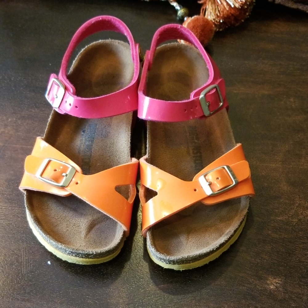 Birkenstock girls sandals size 29 girls 12-12.5